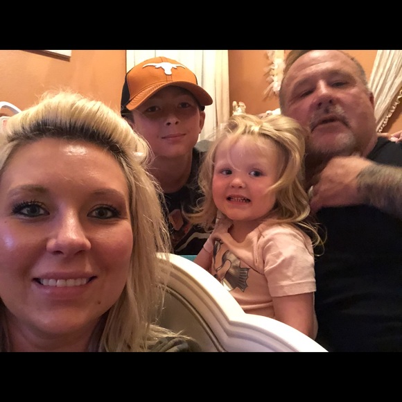 Meet your Posher, Leslie - Picture 6 of 8